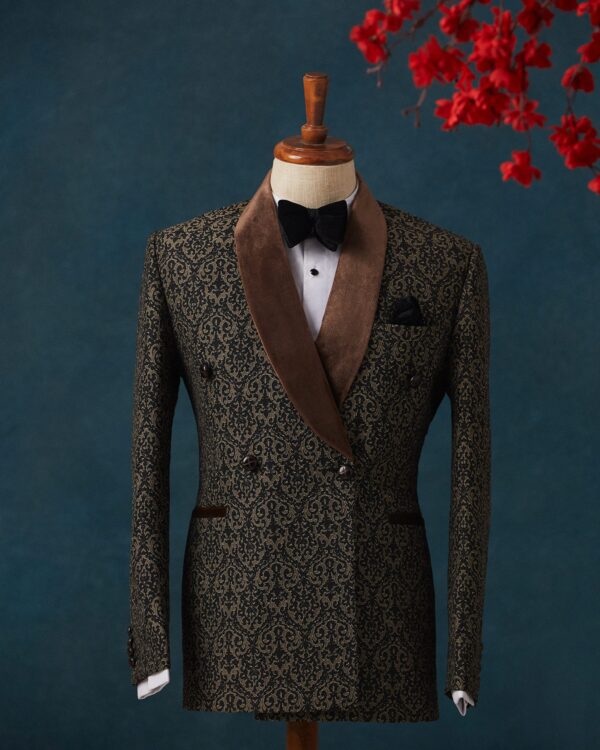 Suit 001