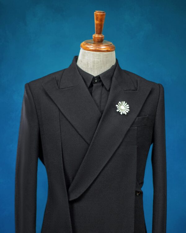 SUIT 003 - Image 2